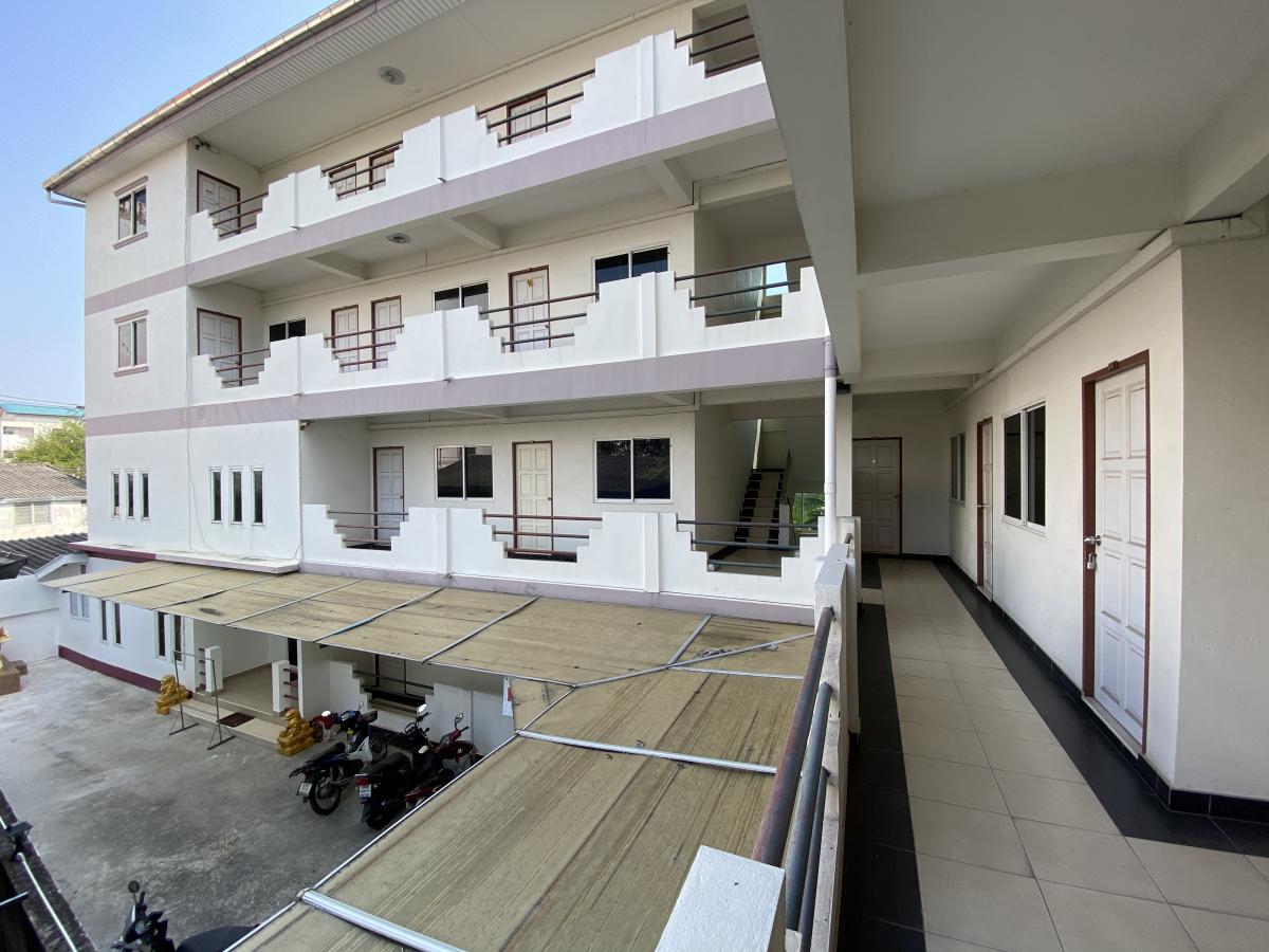Thitiporn house