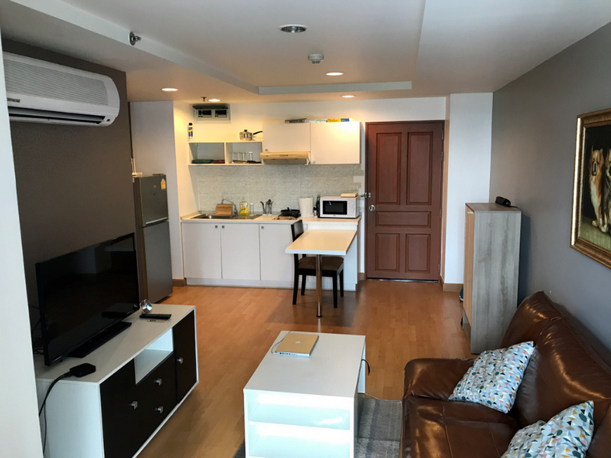 Resorta Yen-akat @Central Rama 3, 42 sq.m Fully furnished