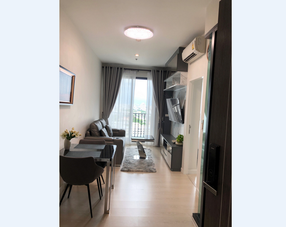 ให้เช่า คอนโด เดอะ นิช ไพรด์ ทองหล่อ-เพชรบุรี ใกล้ MRT เพชรบุรี 36 ตรม 1นอน ชั้น24 วิวสระ ตกแต่งครบ