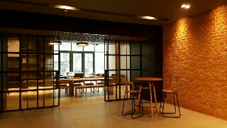 Centric Ari Station Condo for Rent 2 BD Corner Unit