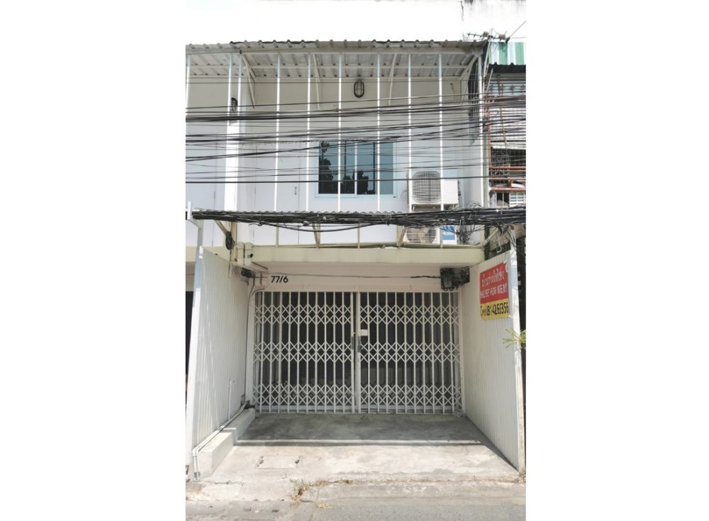 Building for rent, near BTS Phra Khanong Station