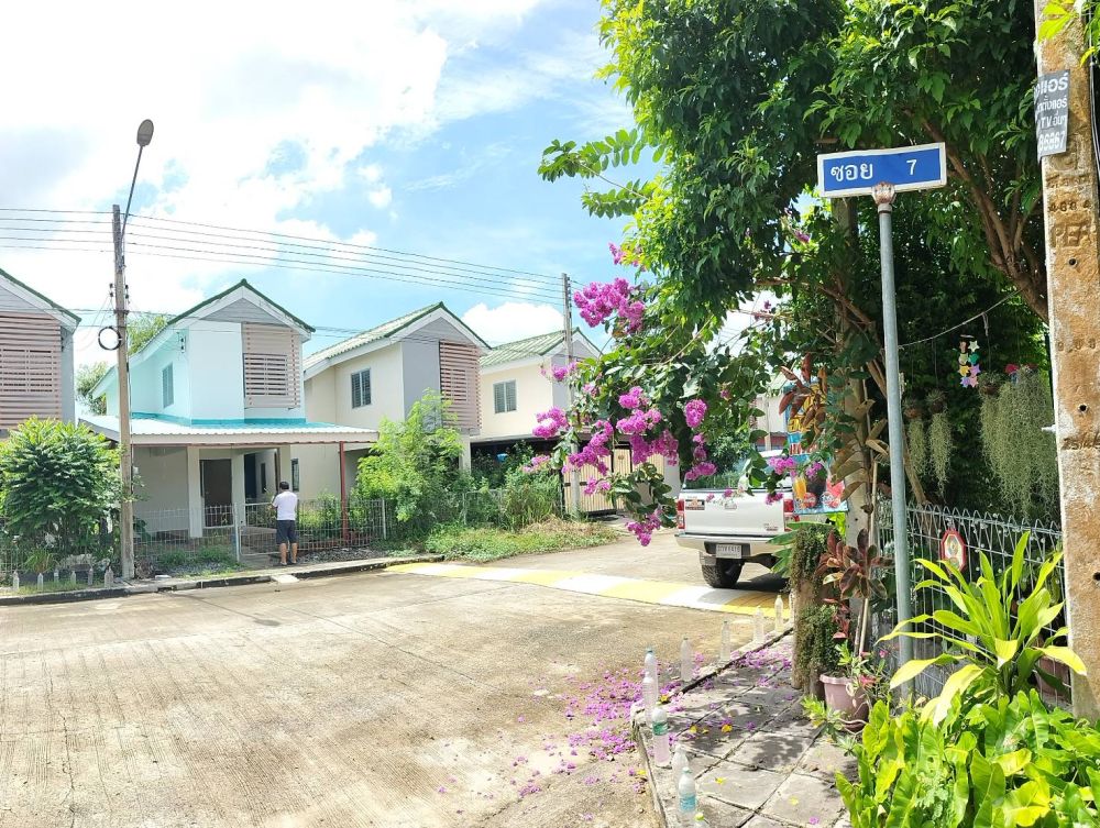 For Rent – Single Detached House, Baan Ua-Athorn Khlong 10/2 – Spacious, Airy & Perfect for Families