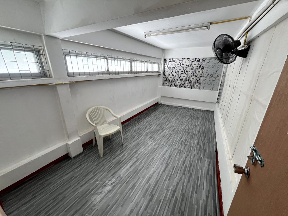 Female dormitory Charoen Rat 20 ICONSIAM