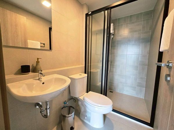 ห้องใหม่ ให้เช่า Dcondo Sense บางแสน คอนโดพร้อมเข้าอยู่