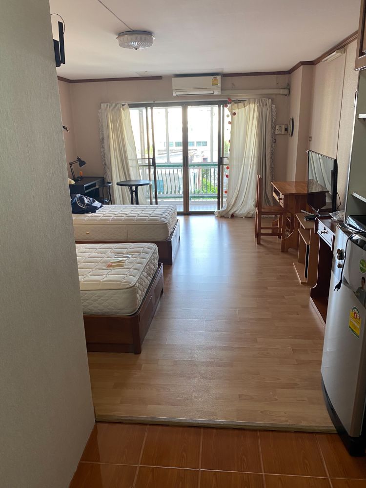 For Rent Hillside 3 1 Bed in afforable rental rate