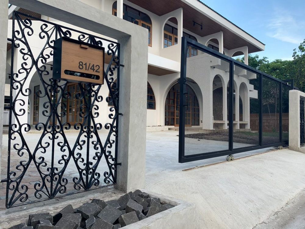 Single House located Sukhumvit-Theparak @BTS Samrong