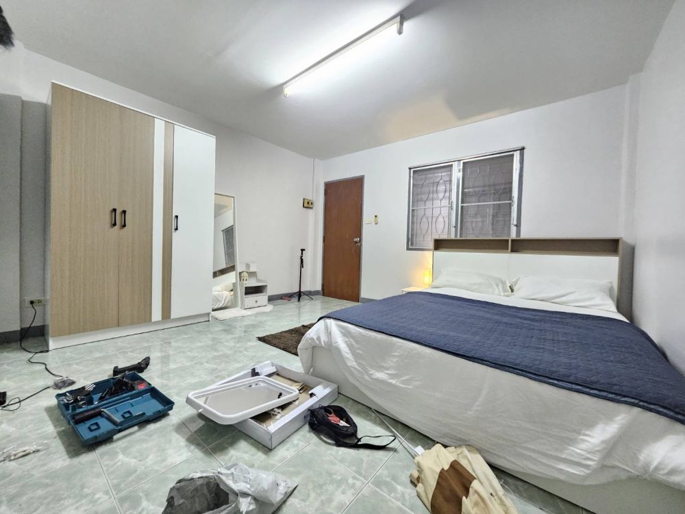 หอพักบ้านวัดลุ่ม