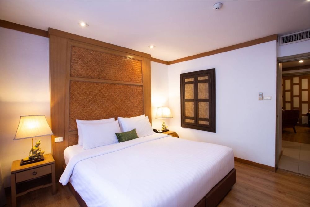 เดอะ ทานตะวัน โฮเตล สุรวงศ์ แบงค็อก