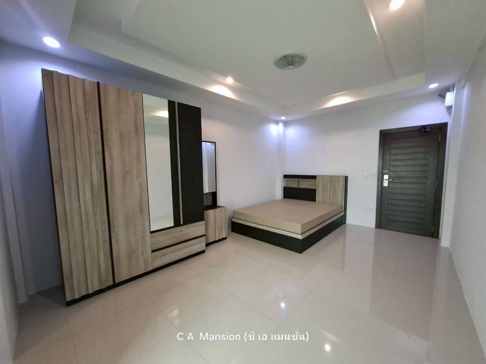 C A MANSION
