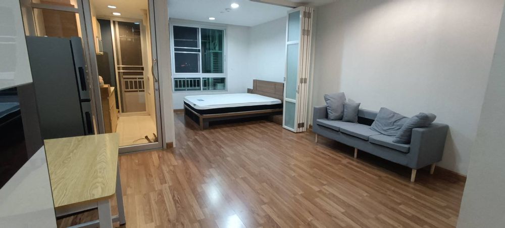 The Station Condo - Near BTS Taksin : THB11,000 (1Bedroom)
