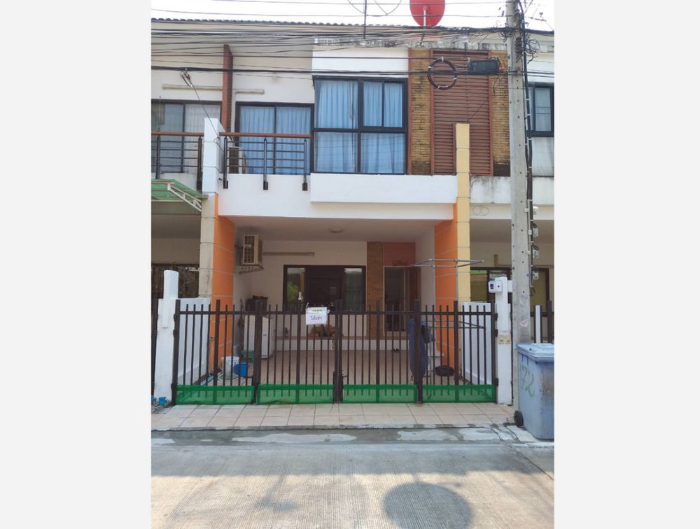 The Enter Kanchanapisek 39, Townhouse 22 sq.wa 3 Bedrs 2 Baths Fully furnished