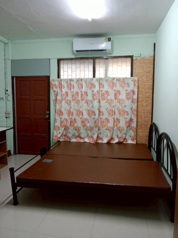 หอพักสตรีเจ้ดา 3นาทีเดินจาก ม.สวนดุสิต ม.สวนสุนันทา รพ.วชิระ