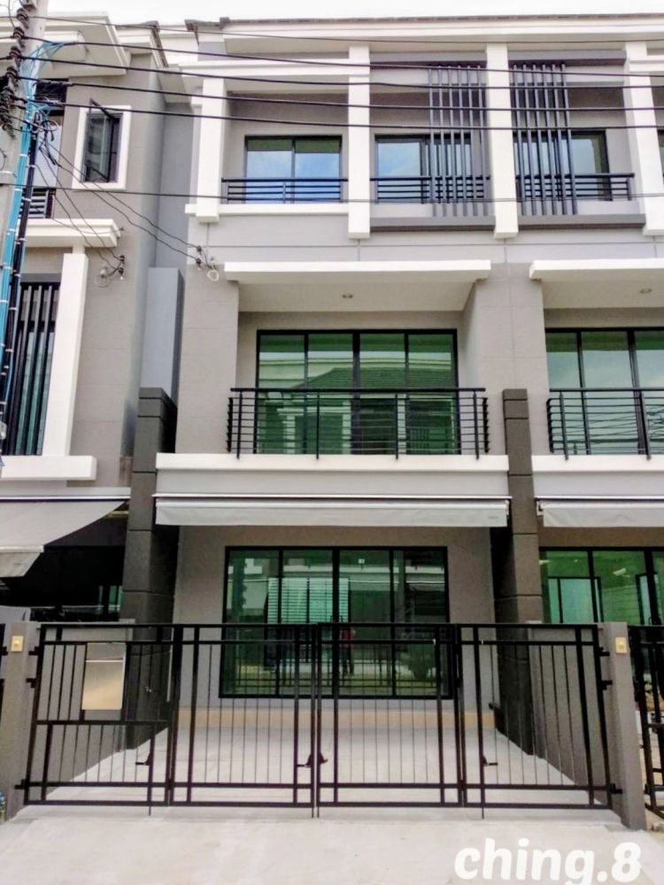 ให้เช่าทาวน์เฮ้าส์ทั้งหลัง 3 ห้องนอน 3 ห้องน้ำ ฟรีค่าส่วนกลาง พร้อมเข้าอยู่