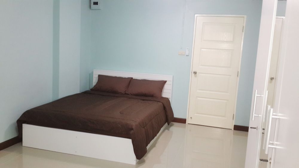 ให้เช่า สินธานี คลาสสิค คอนโด รังสิต (renovate ใหม่ทั้งห้อง)