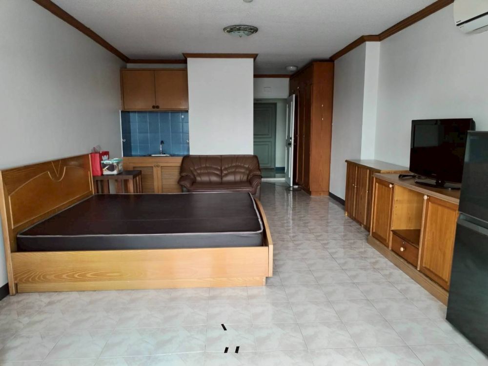 Room rent at Srivara mansio