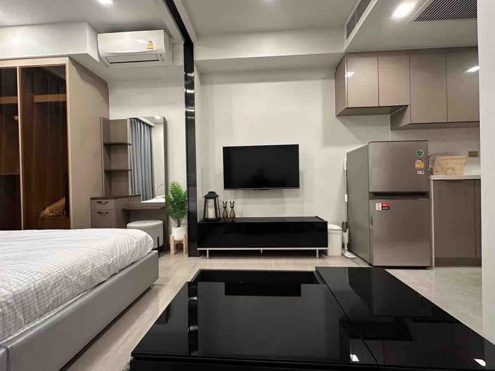 One 9 Five อโศก-พระราม 9 แบบ 1 ห้องนอน 1 ห้องน้ำ ตกแต่งครบพร้อมเข้าอยู่