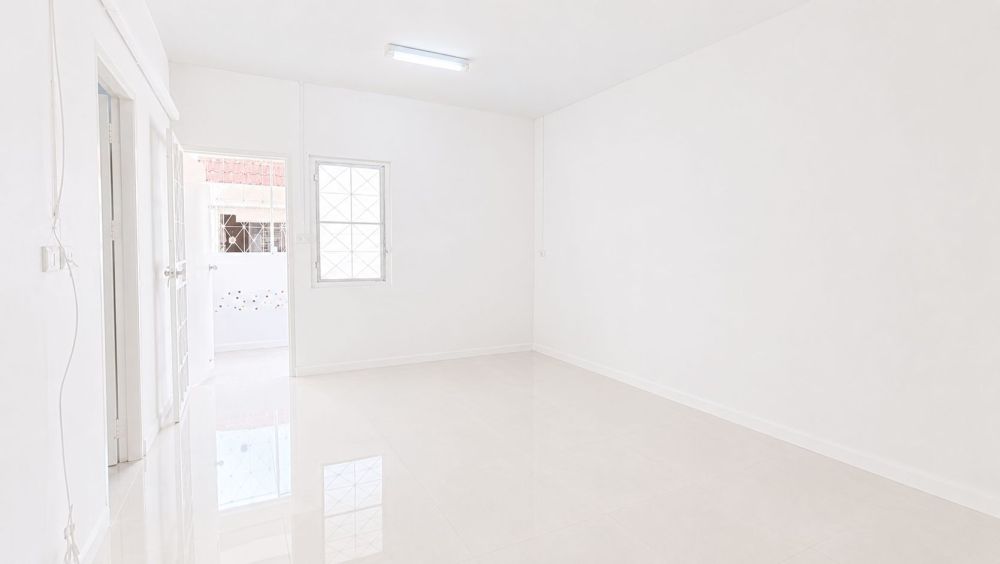Condominium Serithai 43 road