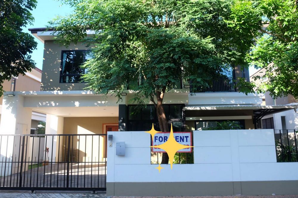 Villa Arcadia Srinakarin Village, 72 sq.wa 4 Beds 3 Baths Fully furnished