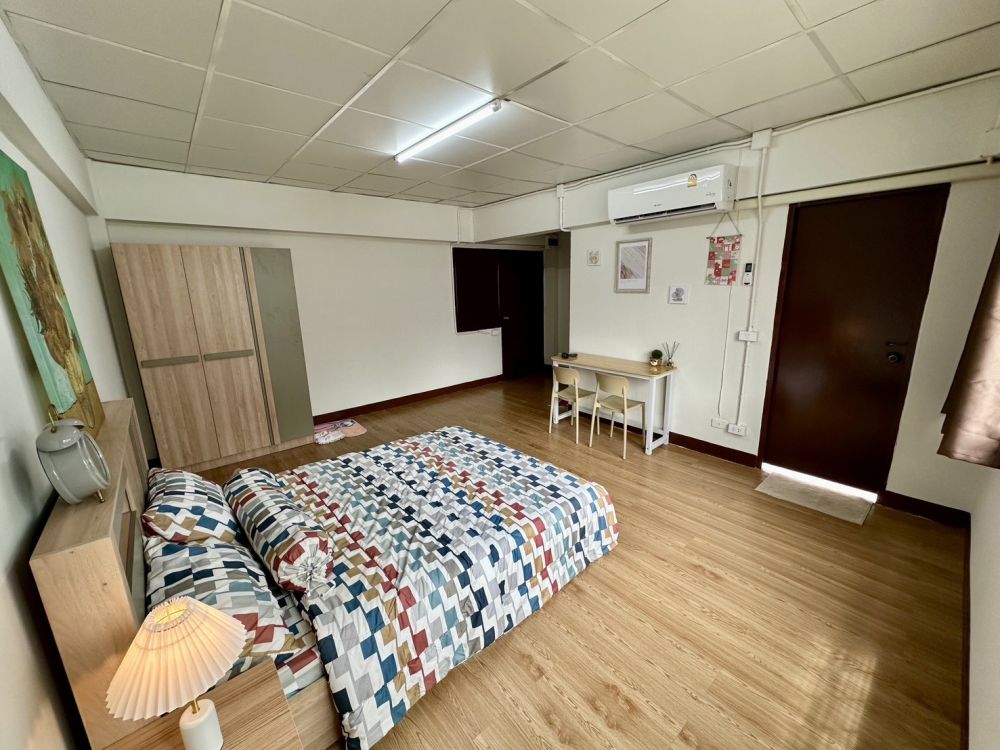 San Onnut apartment