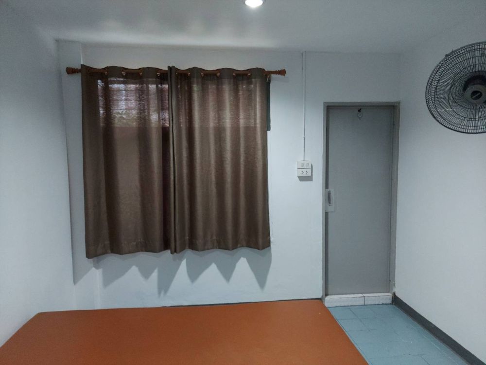 ห้องพักสตรี ไทม์ 22