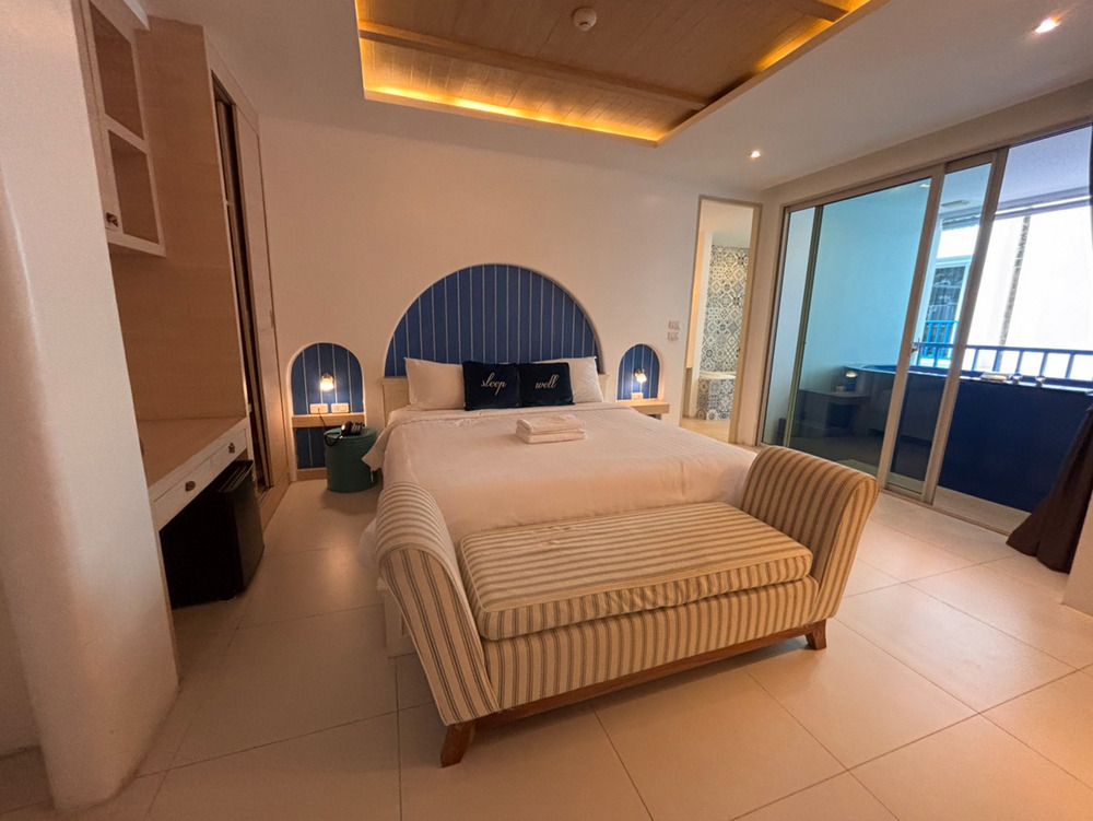 Costa Village Bangsaray ใกล้หาดบางเสร่ 34 ตารางเมตร 1 ห้องนอน ชั้น2 ตกแต่งครบ