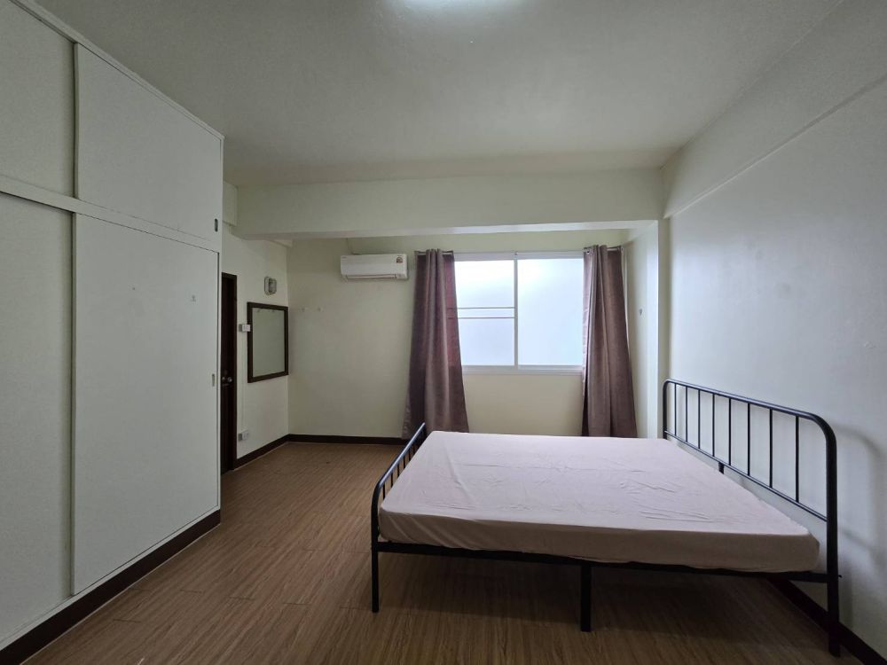 Apartment Khun KOI Sammen Dusit Sriyan